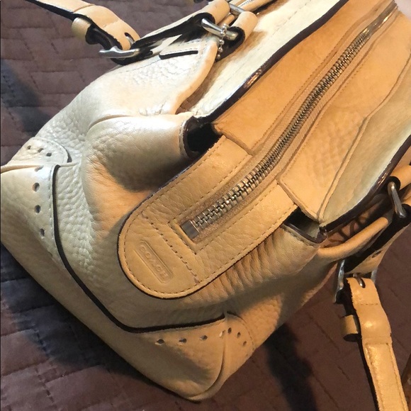 Purse - Picture 4 of 7